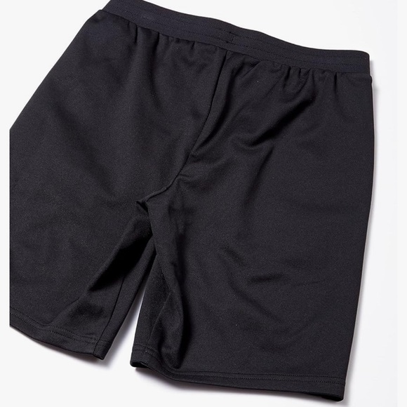 NWOT Under Armour Boys UA Pennant Shorts - Picture 3 of 6